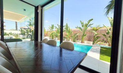 Reventa - Villa -
Cabo Roig