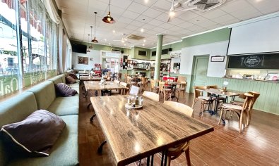 Bar and restaurant in Villamartín