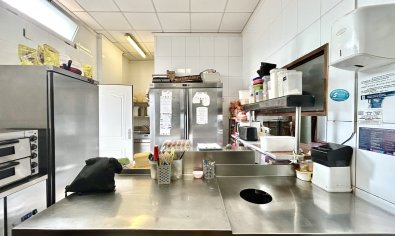 Bar and restaurant in Villamartín