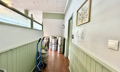 Bar and restaurant in Villamartín