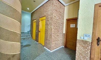 Moderno apartamento de 1 dormitorio en el centro de Torrevieja