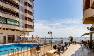 Piso frente al mar en Torrevieja
