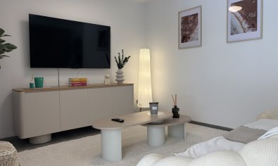 Piso en planta baja en La Finca Golf con jardín privado