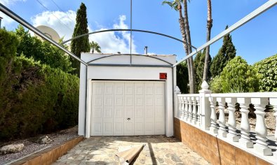 Golf course villa in Villamartín