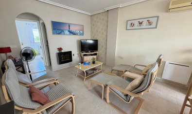 Reventa - Apartamento / piso -
Jacarilla
