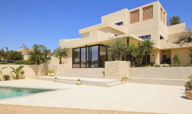 Nieuwbouw Woningen - Villa -
La Marina