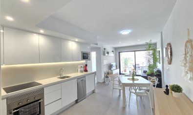 Reventa - Apartamento / piso -
Orihuela Costa - Villamartín *
