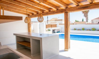 Bestaande bouw - Villa -
Torrevieja - Torreta Florida