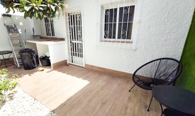 Resale - Bungalow -
Orihuela Costa - Playa Flamenca