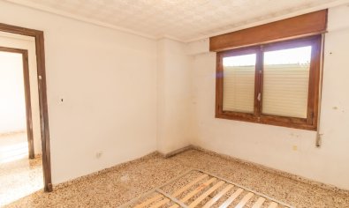 Reventa - Chalet -
Elche - Alzabares Alto