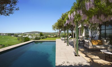 Obra nueva - Villa -
Casares