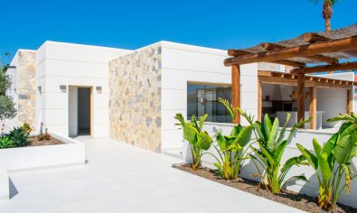 Bestaande bouw - Villa -
Torrevieja - Torreta Florida