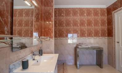 Resale - Villa -
San Miguel de Salinas