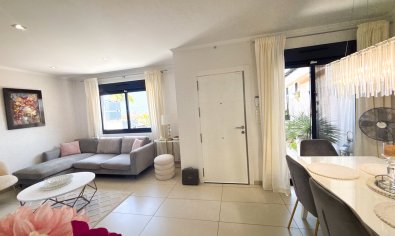 Bestaande bouw - Herenhuis -
Cabo Roig