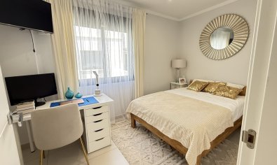 Bestaande bouw - Herenhuis -
Cabo Roig