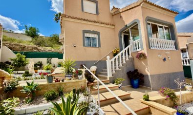 Reventa - Villa -
Ciudad Quesada