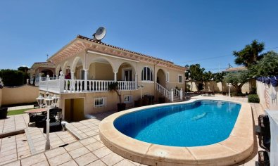 Reventa - Villa -
Ciudad Quesada