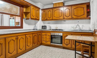 Bestaande bouw - Appartement -
Torrevieja - Playa de los Locos