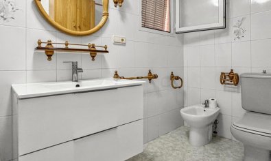 Bestaande bouw - Appartement -
Torrevieja - Playa de los Locos