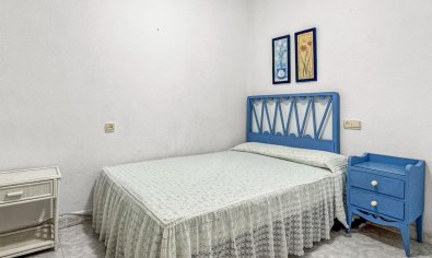 Bestaande bouw - Appartement -
Torrevieja - Playa de los Locos
