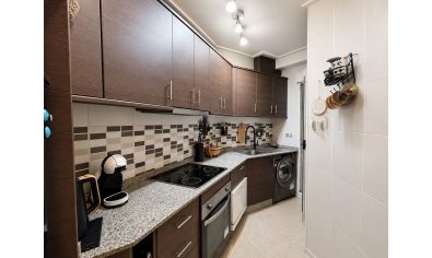 Resale - Apartment -
Torrevieja