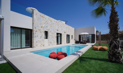 Obra nueva - Villa -
Algorfa - La Finca Golf