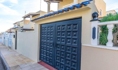 Resale - Villa -
Orihuela Costa - Las Filipinas