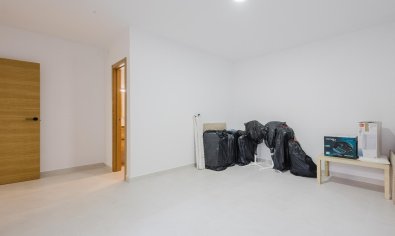 Resale - Villa -
Algorfa - Campo de Golf - Algorfa