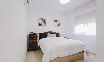 Reventa - Chalet -
Torrevieja - Aguas Nuevas