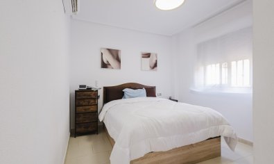 Reventa - Chalet -
Torrevieja - Aguas Nuevas