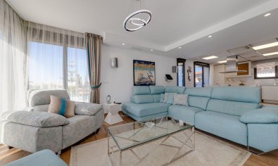 Reventa - Villa -
Torrevieja - Los Balcones