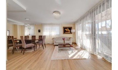 Reventa - Villa -
Torrevieja - Los Balcones