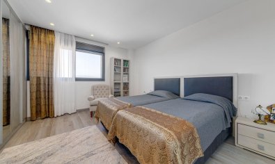 Reventa - Villa -
Torrevieja - Los Balcones