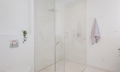 Resale - Villa -
Orihuela Costa - Las Colinas Golf