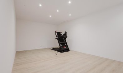 Resale - Villa -
Orihuela Costa - Las Colinas Golf