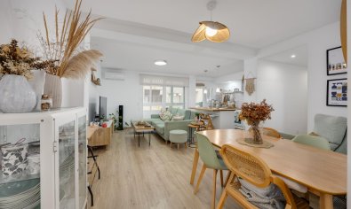 Resale - Apartment -
Torrevieja - playa de los naufragos