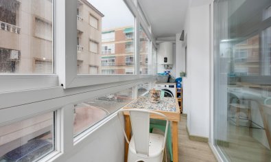 Resale - Apartment -
Torrevieja - playa de los naufragos