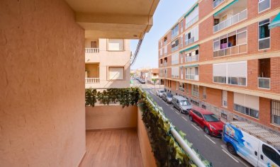 Resale - Apartment -
Torrevieja - playa de los naufragos