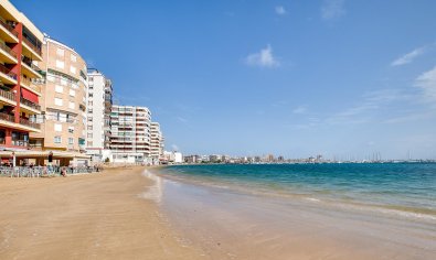 Resale - Apartment -
Torrevieja - playa de los naufragos