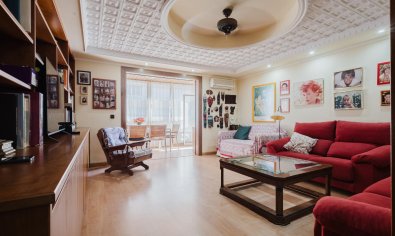 Reventa - Apartamento / piso -
Torrevieja - Playa del Acequión