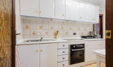 Reventa - Apartamento / piso -
Torrevieja - Playa del Acequión
