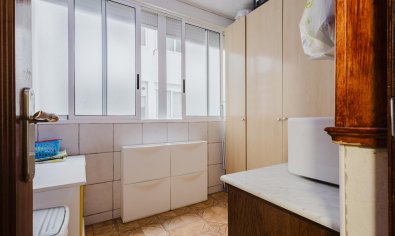 Reventa - Apartamento / piso -
Torrevieja - Playa del Acequión