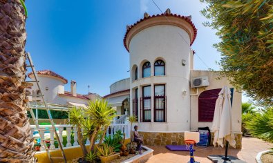 Resale - Chalet -
San Fulgencio - La Marina