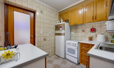 Resale - Bungalow -
Torrevieja - Playa del Acequión