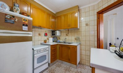 Resale - Bungalow -
Torrevieja - Playa del Acequión