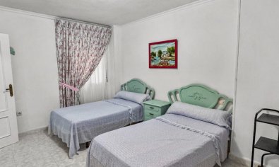 Resale - Apartment -
Torrevieja - Playa de los Locos