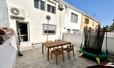 Bestaande bouw - Herenhuis -
Torrevieja - Los Balcones