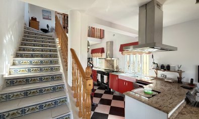 Resale - Villa -
Villamartín - Villamartin