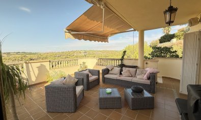 Resale - Villa -
Villamartín - Villamartin