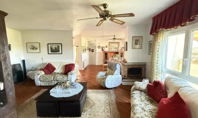 Resale - Villa -
Villamartín - Villamartin